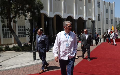 Miembros de la Revolución Ciudadana rechazan la acción de la Fiscalía contra el alcalde de Guayaquil.