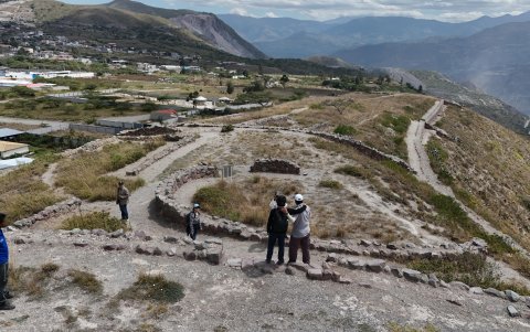 A una hora de Quito se encuentra el Pucará de Rumicucho, es una opción para visitar en este feriado del 9 de Octubre.