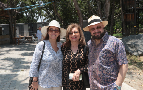 Gina de Saade, Katya Murrieta y Jorge Saade.