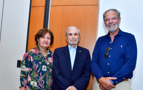 Lucía Farah, José María Marzo y Joaquín Flor.