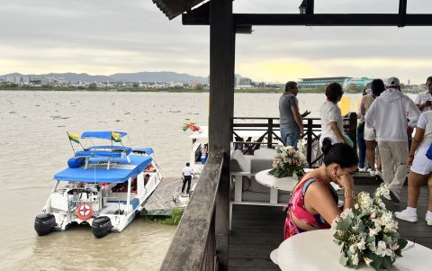 De acuerdo con expertos, el aumento de un día a los feriados nacionales está dirigido a los turistas locales.