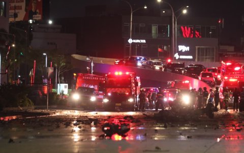 Un vehículo con explosivos estalló en la avenida Joaquín Orrantia, en el norte de Guayaquil, la noche del martes 14 de octubre.