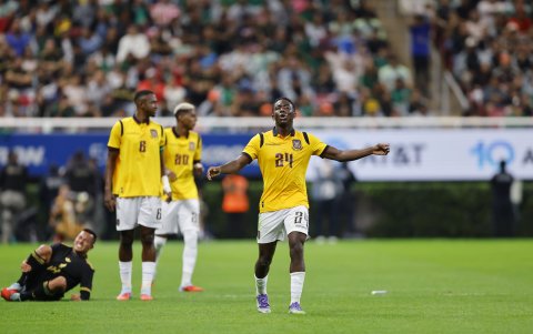 Yaimar Medina en el duelo de Ecuador ante México en Guadalajara el miércoles 14 de octubre de 2025.