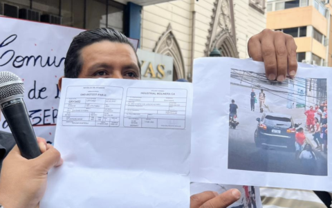 Luis Palma denunció un supuesto accionar sospechoso de un vehículo de la Industrial Molinera fuera de la casa de “un terrorista”.