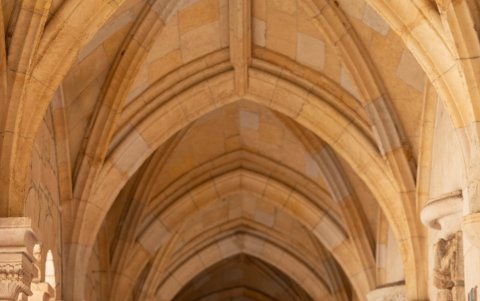 El primer álbum del artista cuenta con nueves temas. El sencillo 100 Suspiros, tiene más de cinoc millones de reproducciones.