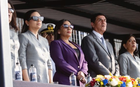 Según la alerta del correísmo, también hay funcionarios promoviendo la consulta popular.