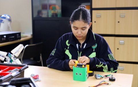 En una ceremonia inmersiva en la ESPOL, COPOL celebró 30 años de innovación educativa junto a su comunidad.