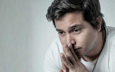 Pepe Tola tiene 33 años.