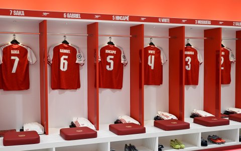 La equipación del ecuatoriano Piero Hincapié volvió al vestuario del Arsenal.