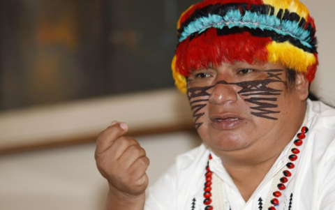 El líder de la Conaie, Marlon Vargas, anunció el fin del paro nacional.