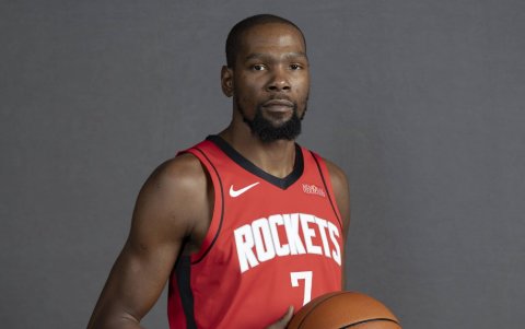 Kevin Durant debutó en los Houston Rockets con derrota ante los Oklahoma City Thunder.