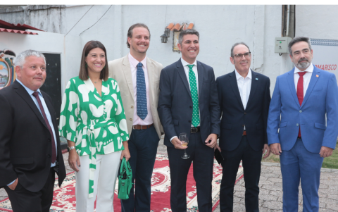 Juan Luis Flores, Teresa Iglesias, Álvaro San Juan, Íñigo Rivero, Jaime Pérez y José Cisneros.