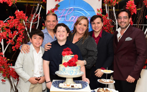 Juan Carlos Drouet, Gina Rossignoli de Drouet, Enrique Estarellas, Miguel Rossignoli y los niños Vincenzo y Michele Rossignoli.