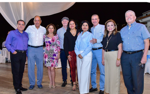 Édgar Yánez, Gonzalo Rueda, Galia Díaz, Recher Vivanco, María Fernanda Martínez, Magali Rojas, Jorge Villacreses, María Luisa Mieles y Álex Romero.