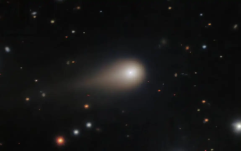 El Cometa ATLAS (C/2019 Y4) se originó en la Nube de Oort y fue capturado por el Telescopio Espacial Hubble justo antes de desintegrarse.