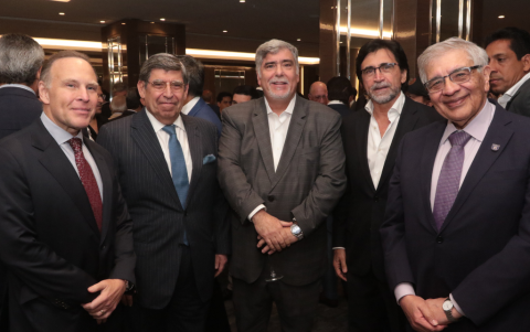 Roberto González, Marcelo Andrade, Francisco JarrÍn, Virgilio Gonzenbach y Joaquín Hernández.