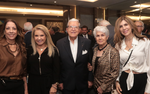 María Andrea Nuques, Tamara Navas, Marcelo Ávila, María Teresa González de Ávila y Mónica Ávila.