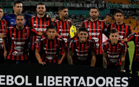 Patronato (ARG) jugó la Copa Libertadores 2023 siendo un equipo de la B argentina.