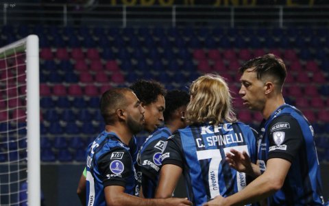 Junior Sornoza (i) y Richard Schunke (d) son los capitanes y piezas claves de Independiente del Valle.