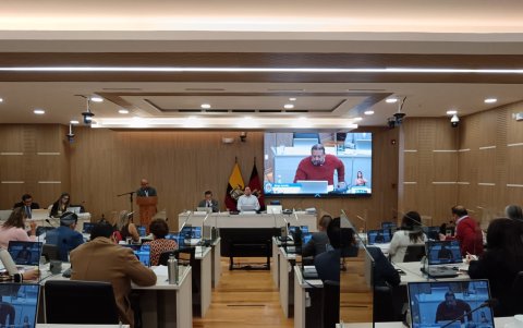 Concejo. El secretario de Movilidad, Alex Pérez, fue cuestionado por los concejales durante la sesión de Concejo, por la falta de medidas para reducir los siniestros viales.