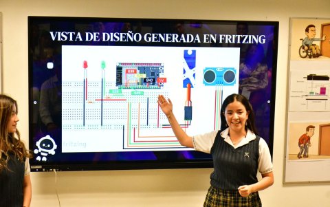 Con creatividad y ciencia, estudiantes demuestran que la tecnología puede tener rostro humano.