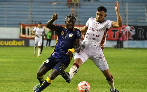 Delfín y Deportivo Cuenca empataron sin goles en el primer duelo de la temporada por la LigaPro 2025.