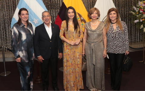 Caterina Costa de García, José Brito, Desiré Maquilón, Grace Cando y Ana Cristina Zapata.