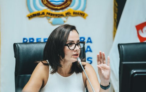 La prefecta Marcela Aguiñaga asumió el cargo en 2023.