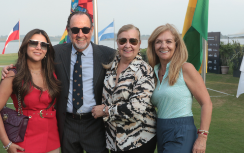 Juanita Mesa, Danilo Murtinho, Martha de Murtinho y Patricia de Mesa.