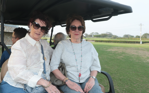 Mónica Santos y Beatriz Pino.