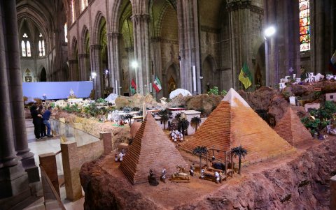 La exposición se extiende a lo largo de 280 metros cuadrados y cuenta con más de 1.700 figuras, de las cuales 650 están animadas.