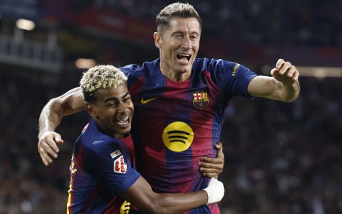 Robert Lewandowski (d) y Lamine Yamal (i) son las esperanzas de gol del FC Barcelona.