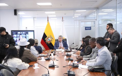 El oficialista Eckenner Recalde preside la mesa de Derecho al Trabajo y a la Seguridad Social.