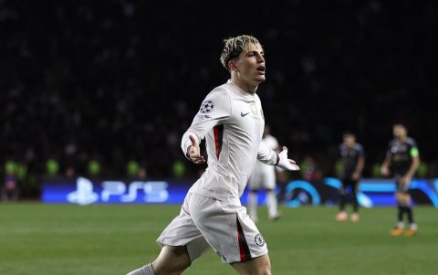 Alejandro Garnacho salvó a Chelsea y puso el 2-2 ante Qarabag en Champions League.