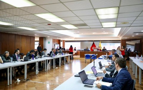 El partido consideró que procesar a los exmiembros de la Fuerza Pública “es darle la espalda a quienes defendieron al Estado”.