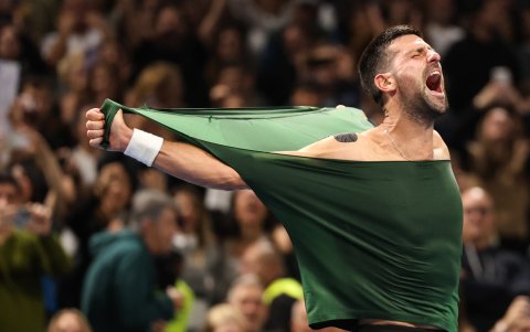 El serbio tras derrotar en la final de Atenas a Lorenzo Musetti por 4-6, 6-3 y 7-5.