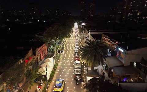Esta vista aérea muestra las calles del barrio Italia en el distrito de Providencia de Santiago el 30 de octubre de 2025.