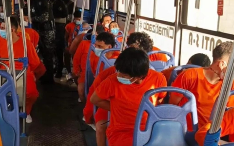 Reos fueron trasladados a la cárcel de El Encuentro en Santa Elena.