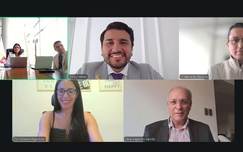 El ministro Jimmy Martin y el viceministro Bernardo Darquea participaron de forma telemática en la suscripción del memorándum