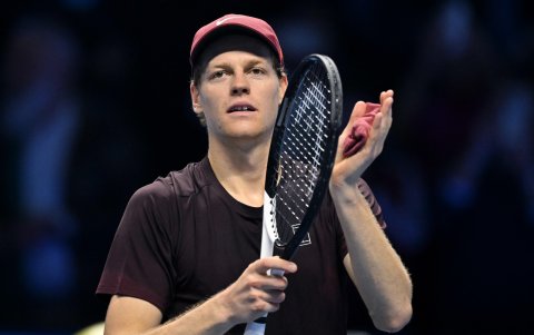 Sinner (#1) necesita ganar el torneo como invicto y esperar que Carlos Alcaraz (#2) no gane fase de grupos ante Musetti.