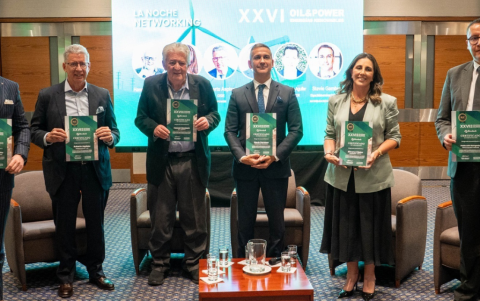 José Gabela, Roberto Aspiazu, Hassan Becdach, Stevie Gamboa, Silvana Pastor y Pablo León.