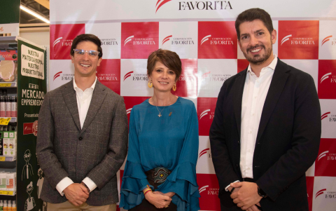 Martín Vásconez, Mónica Malo y Luis Alcívar.