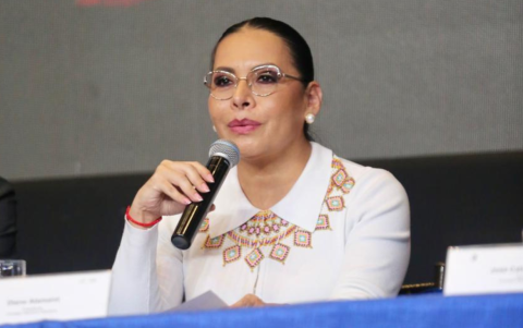 Diana Atamaint, presidenta del CNE.