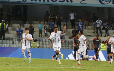 Liga de Quito tomó ventaja ante Emelec por el objetivo de llegar a la final de Copa Ecuador 2026.