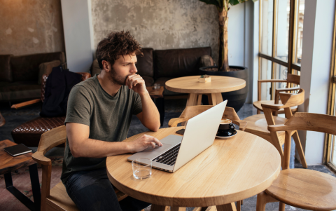 Trabajadores independientes en Ecuador deben planificar su propio ingreso extra en diciembre.