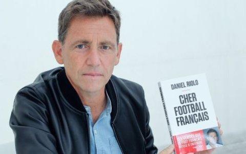 Daniel Raiolo, periodista francés.