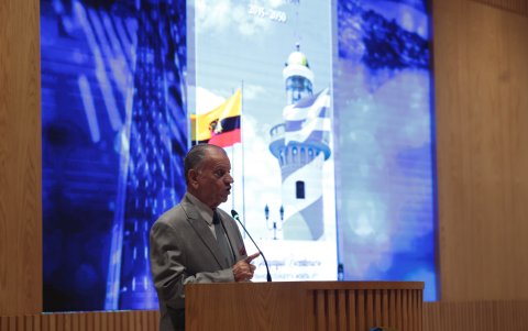 Ponencia. El ponente Napoleón Icaza destacó la hoja de ruta en la ciudad.