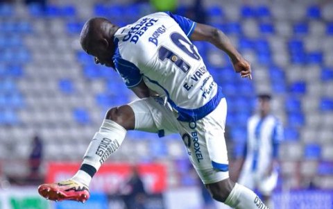El ecuatoriano marcó su cuarto gol con el Pachuca en 2025.