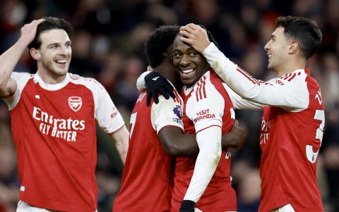 Jugadores de Arsenal en la victoria 4-1 ante Tottenham en la Premier League.