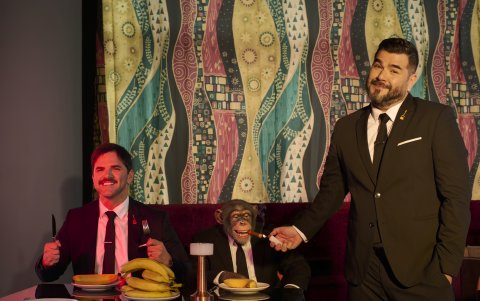 Droz es el nombre del mono con el que bautizaron a la banda.